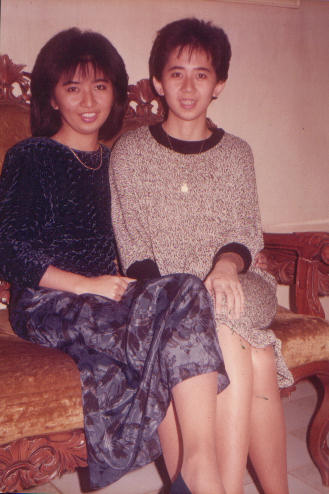 Young Loy Girls