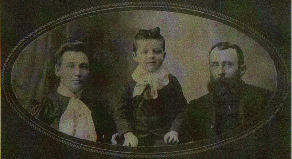Grandad & Parents, 1903